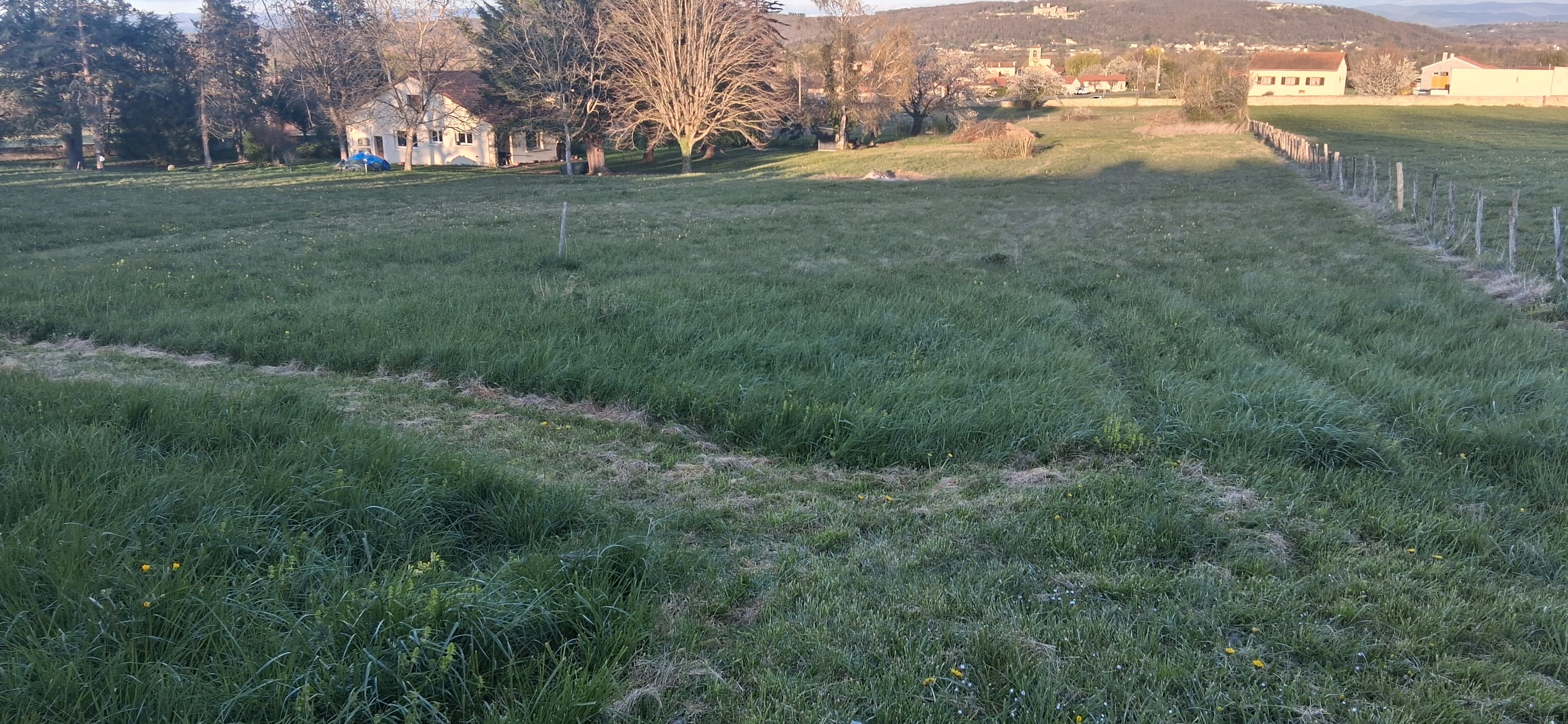 Terres agricoles - 0.7 ha - Chemin des Biarres