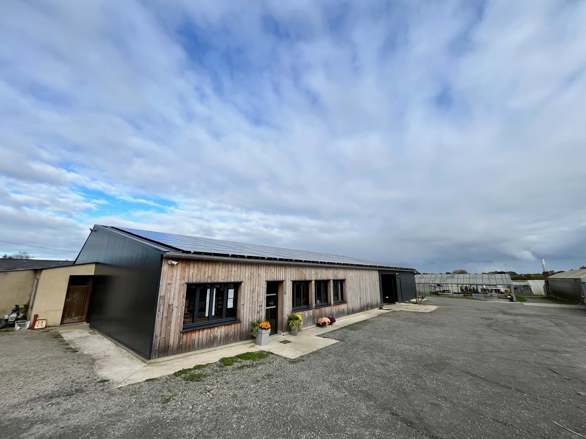 Exploitation Maraîchère/horticulture - Terres agricoles et clientèle - 6.2 ha -