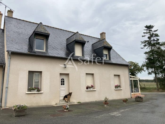 Exploitation laitière et porcine 64ha