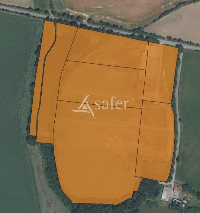 Site agricole avec étang sur 46 ha