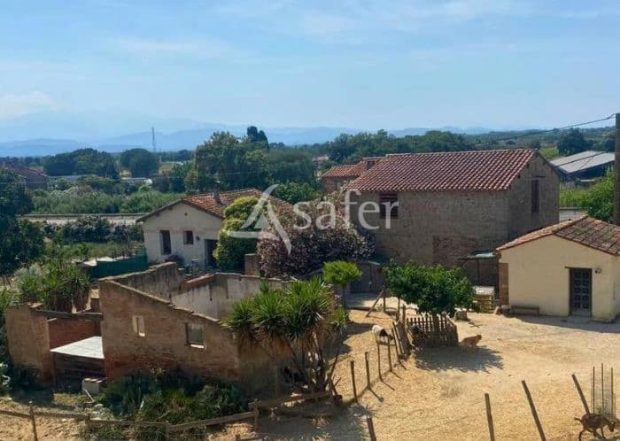 Ferme pédagogique avec 2 habitations Pyrénées Orientales