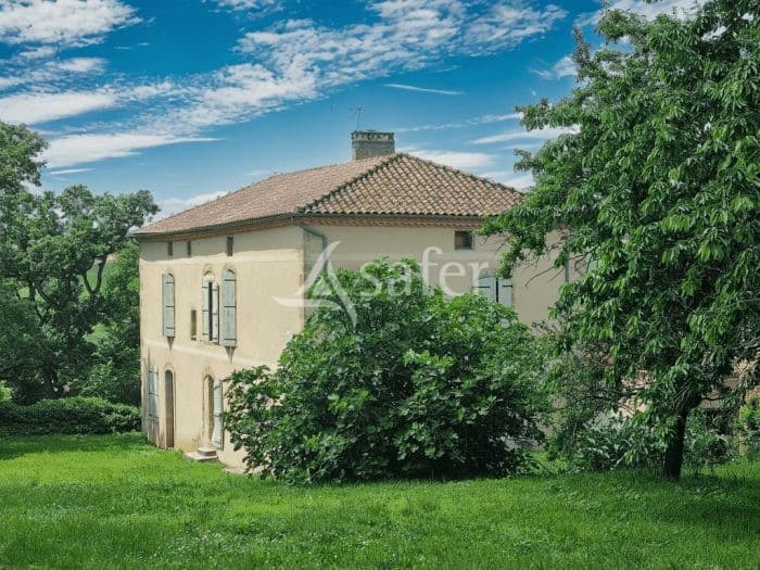 Proche Auch - Propriété en AB polyculture élevage