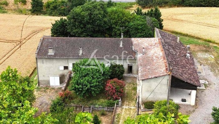 Ancienne maison bourgeoise avec appartement indépendant sur 3.8 ha