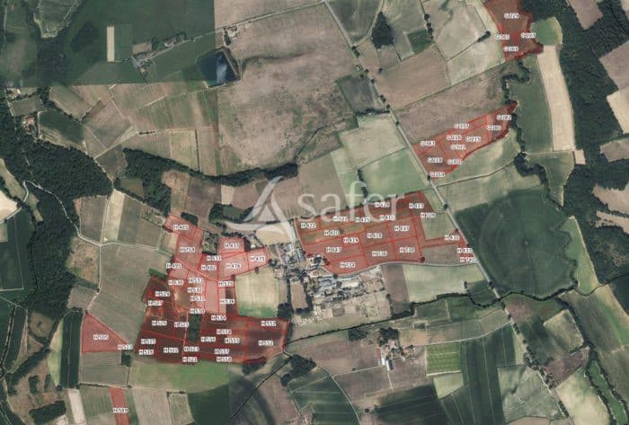 43 ha de terres agricoles avec un lac d'irrigation