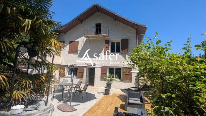 Centre équestre converti en élevage canin