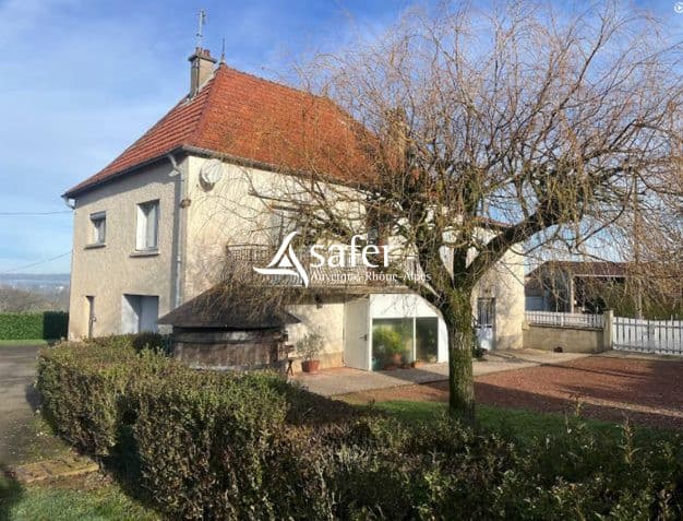 Propriété rurale sur 7 ha avec maison d'habitation et bâtiments agricoles