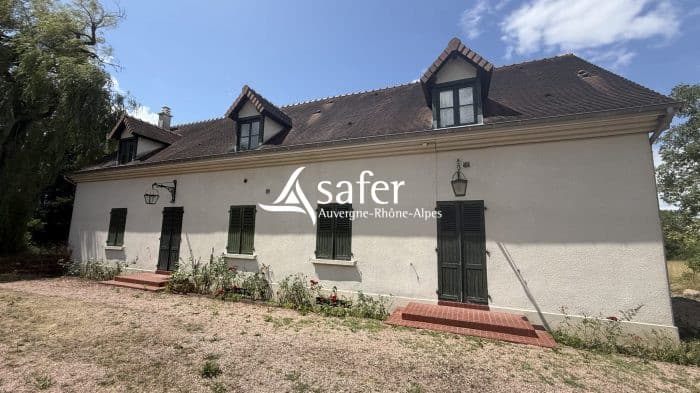 Maison avec 2ha 65 - Proche VICHY