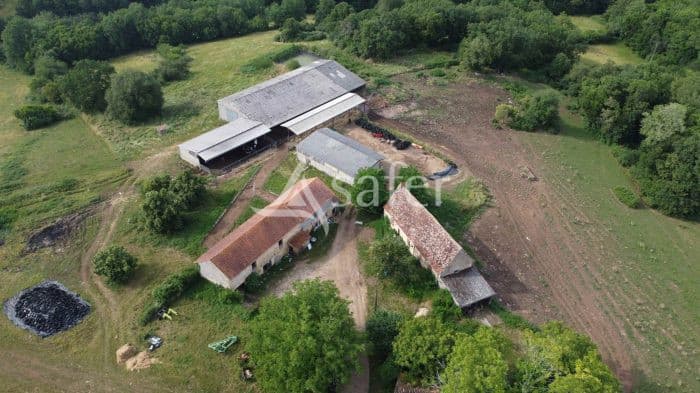 Exploitation bio en bovins lait sur 54ha, proche Lalinde