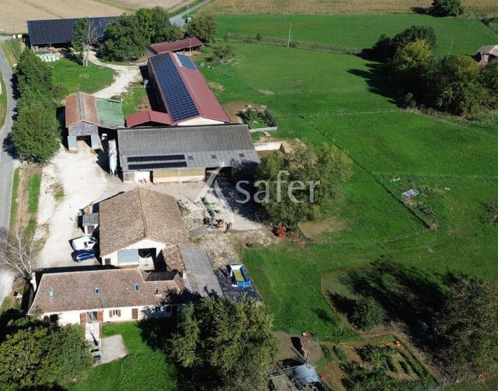 Propriété agricole BIO sur 2ha pour élevage